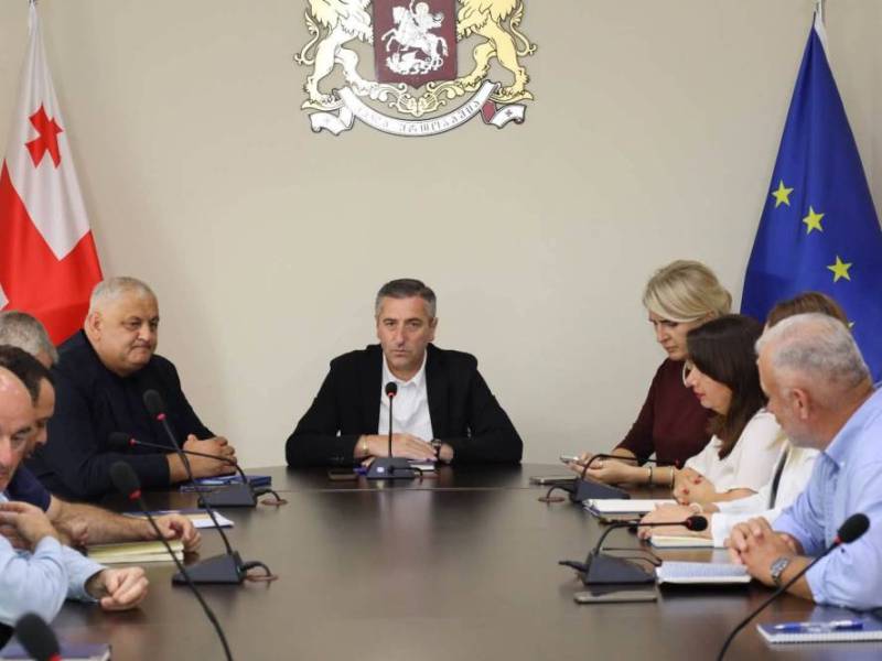 პაპუნა მარგველიძემ სახელმწიფო რწმუნებულის ახალი მოადგილე ლევან ჯმუხაძე წარადგინა
